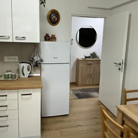 Veni Apartment